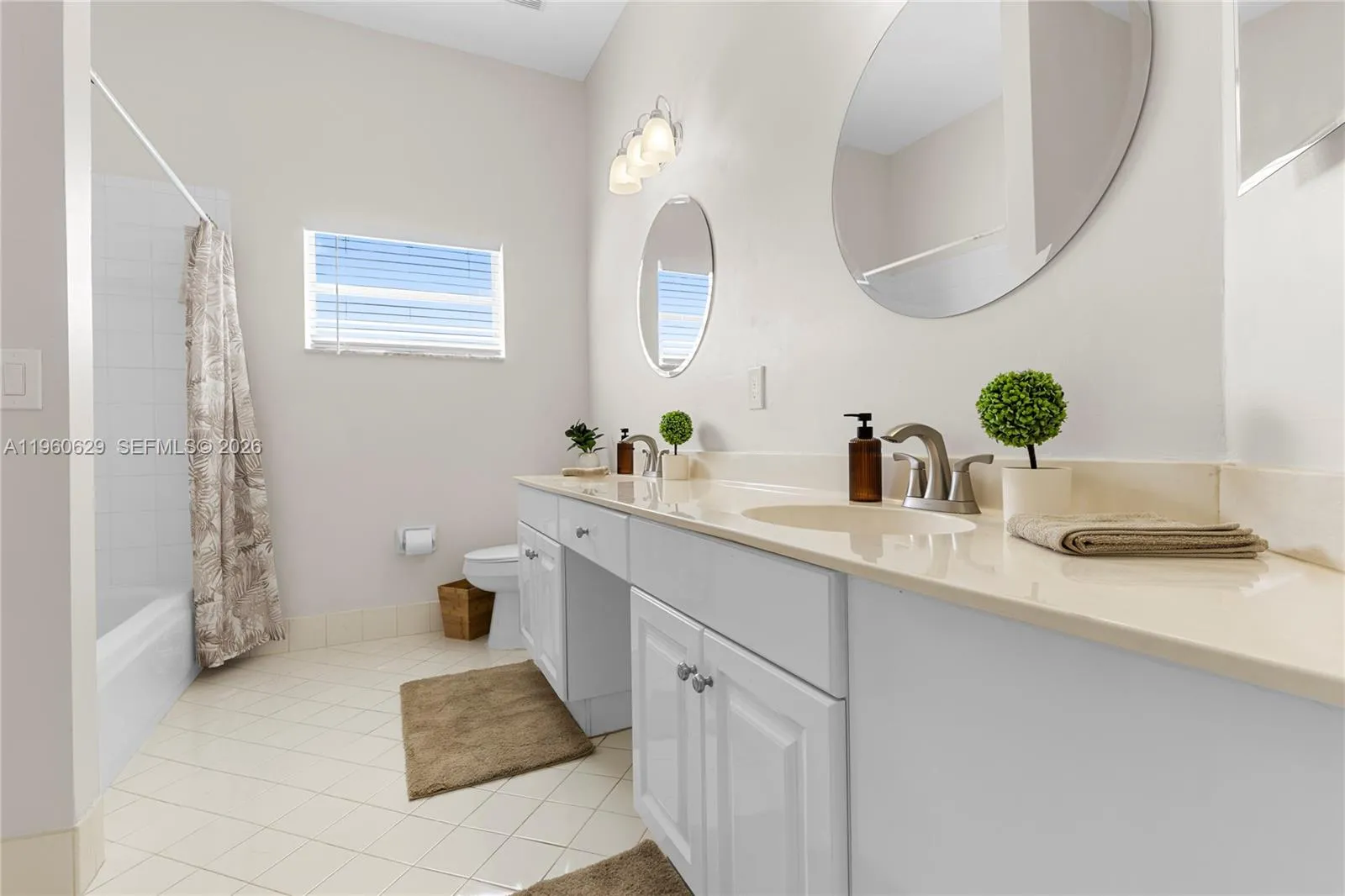 17036 Nw 15th St, Pembroke Pines, Florida 33028, Pembroke Pines, Florida 33028, 4 Bedrooms Bedrooms, ,2 BathroomsBathrooms,Residential,For Sale,17036 Nw 15th St, Pembroke Pines, Florida 33028,A11960629