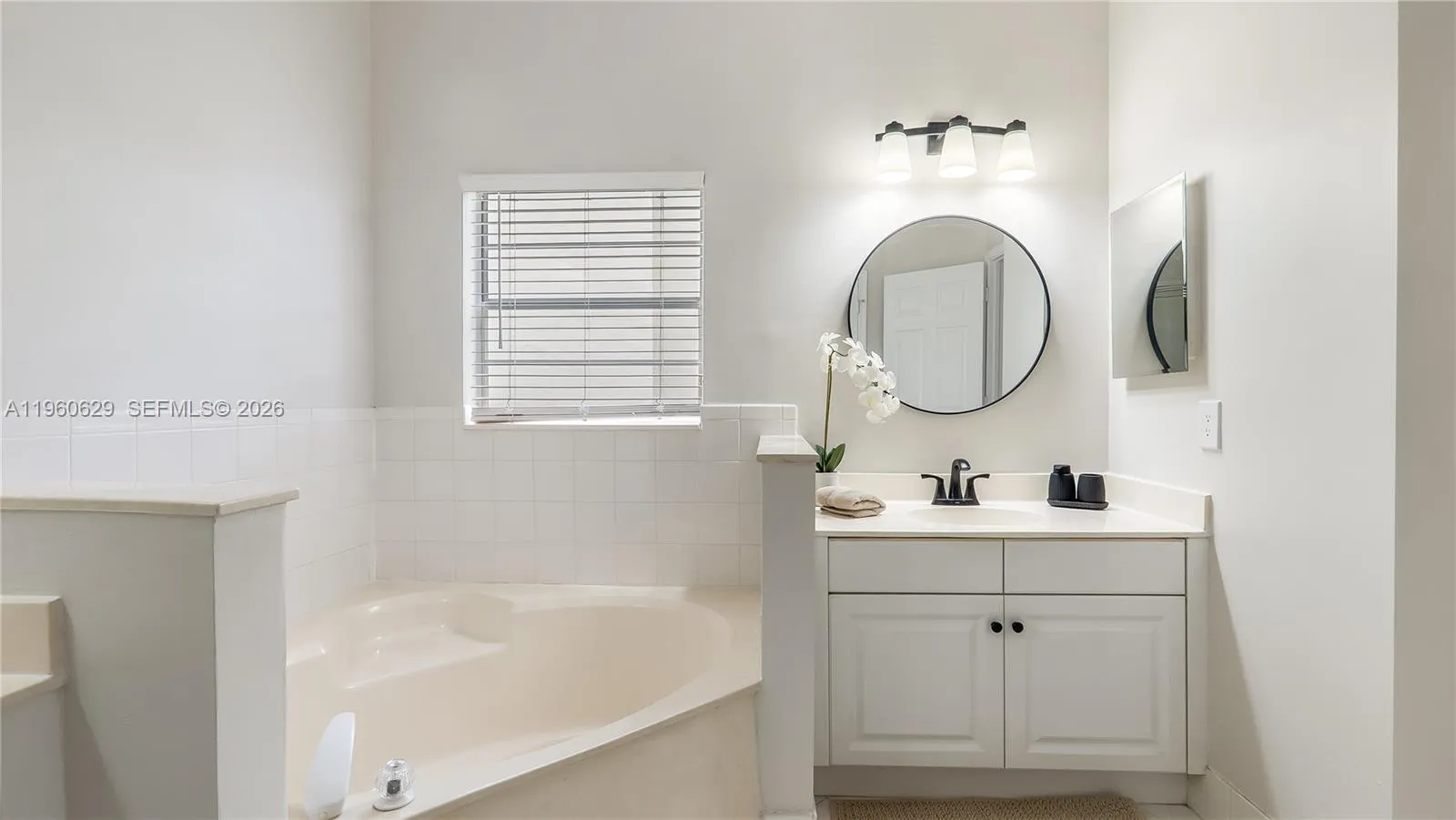 17036 Nw 15th St, Pembroke Pines, Florida 33028, Pembroke Pines, Florida 33028, 4 Bedrooms Bedrooms, ,2 BathroomsBathrooms,Residential,For Sale,17036 Nw 15th St, Pembroke Pines, Florida 33028,A11960629