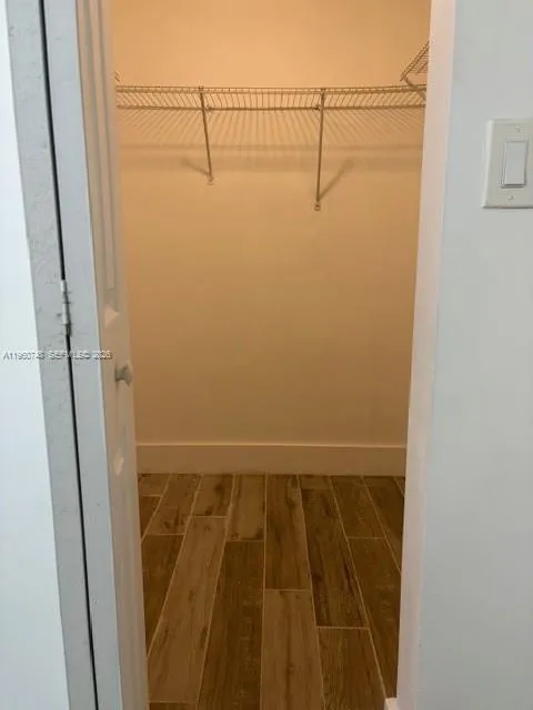 Second walking closet
