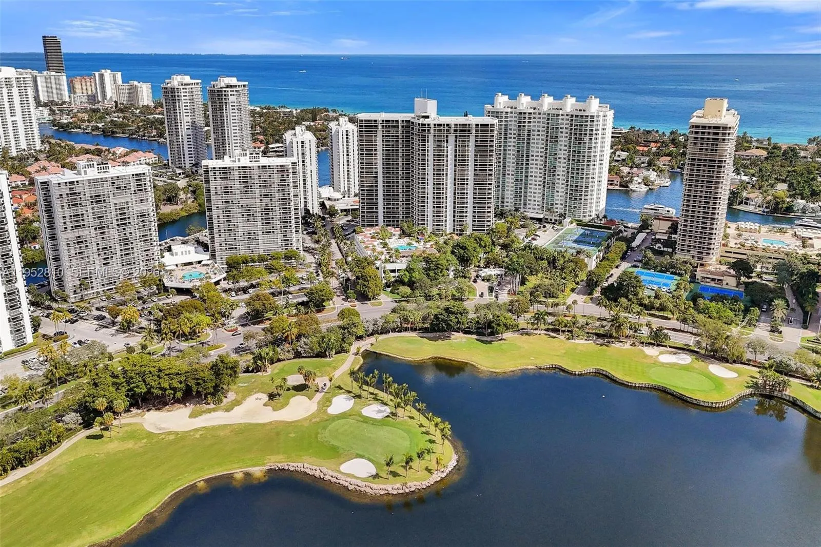 20281 E Country Club Dr 809, Aventura, Florida 331, Aventura, Florida 33180, 2 Bedrooms Bedrooms, ,2 BathroomsBathrooms,Residential,For Sale,20281 E Country Club Dr 809, Aventura, Florida 331,A11952810