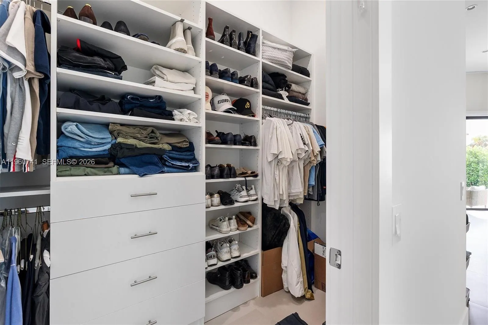 3502 Ashwood Cir N, Hollywood, Florida 33312, Hollywood, Florida 33312, 4 Bedrooms Bedrooms, ,3 BathroomsBathrooms,Residential Lease,For Rent,3502 Ashwood Cir N, Hollywood, Florida 33312,A11960741