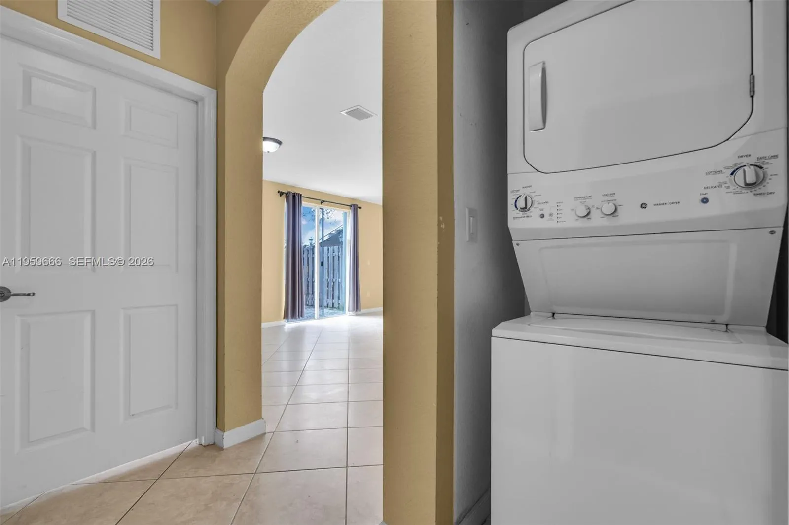 3064 Se 1st Dr 7, Homestead, Florida 33033, Homestead, Florida 33033, 3 Bedrooms Bedrooms, ,2 BathroomsBathrooms,Residential,For Sale,3064 Se 1st Dr 7, Homestead, Florida 33033,A11959666