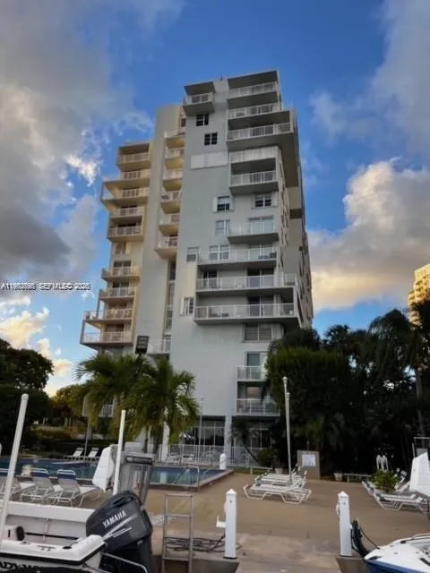 150 Se 25 Rd 15e, Miami, Florida 33129, Miami, Florida 33129, 1 Bedroom Bedrooms, ,1 BathroomBathrooms,Residential Lease,For Rent,150 Se 25 Rd 15e, Miami, Florida 33129,A11960798