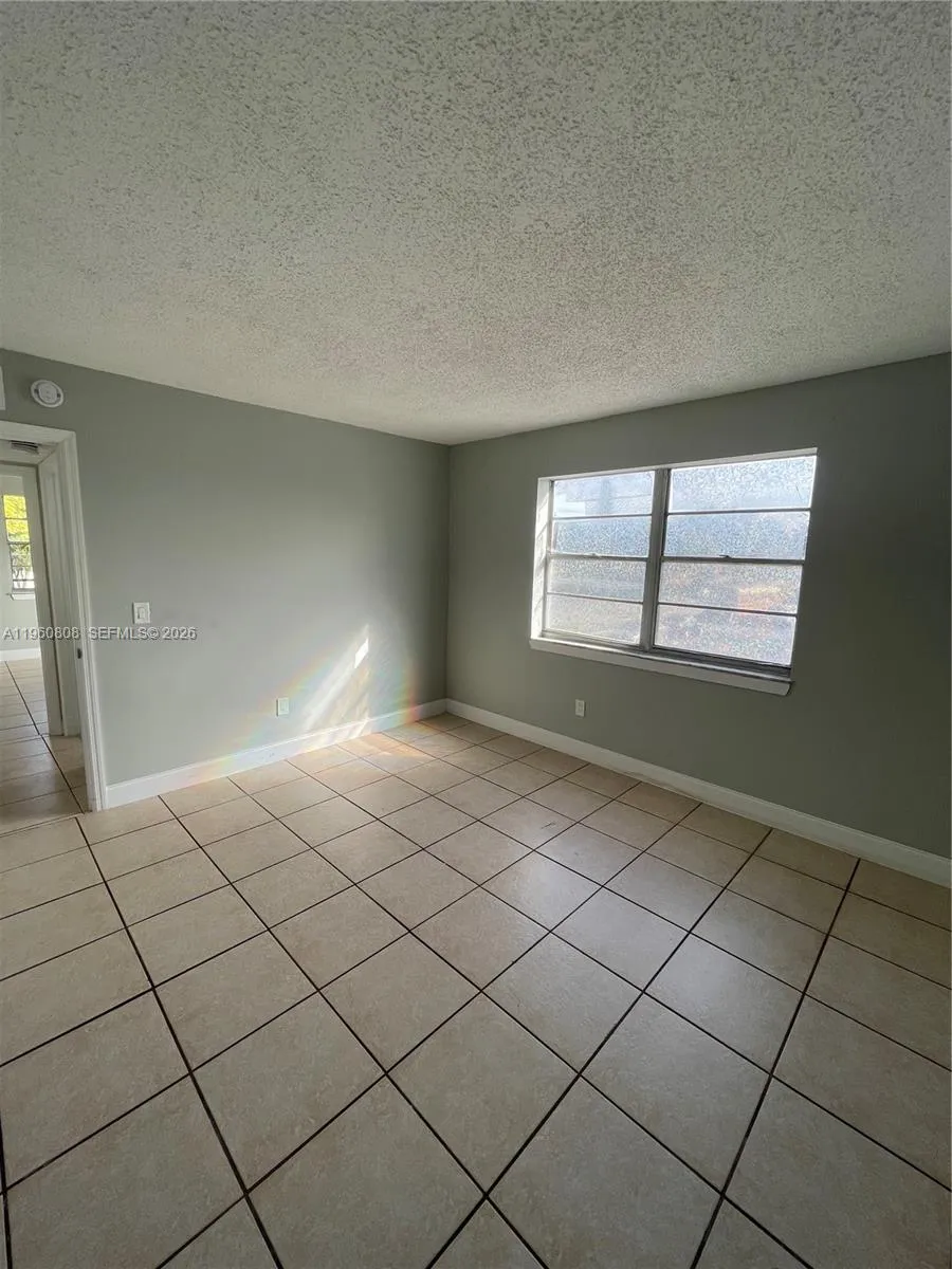 13685 Ne 10th Ave 210, North Miami, Florida 33161, North Miami, Florida 33161, 2 Bedrooms Bedrooms, ,1 BathroomBathrooms,Residential,For Sale,13685 Ne 10th Ave 210, North Miami, Florida 33161,A11960808
