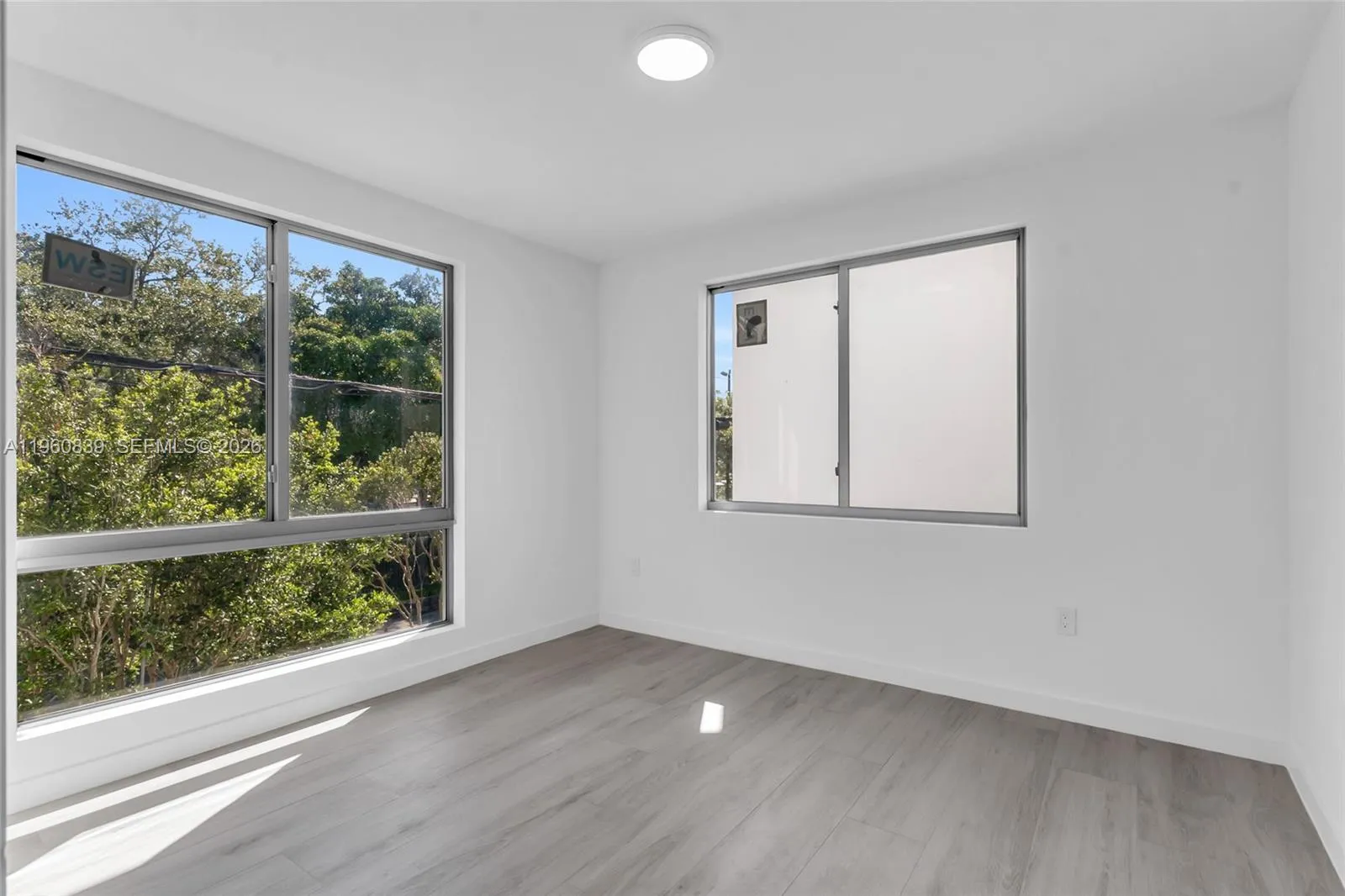 3204 Plaza St, Miami, Florida 33133, Miami, Florida 33133, 4 Bedrooms Bedrooms, ,2 BathroomsBathrooms,Residential Lease,For Rent,3204 Plaza St, Miami, Florida 33133,A11960839