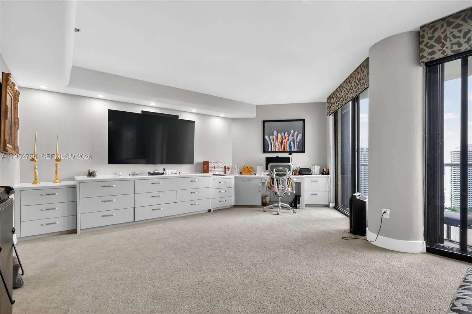 4000 Island Blvd 2602, Aventura, Florida 33160, Aventura, Florida 33160, 4 Bedrooms Bedrooms, ,4 BathroomsBathrooms,Residential,For Sale,4000 Island Blvd 2602, Aventura, Florida 33160,A11952756