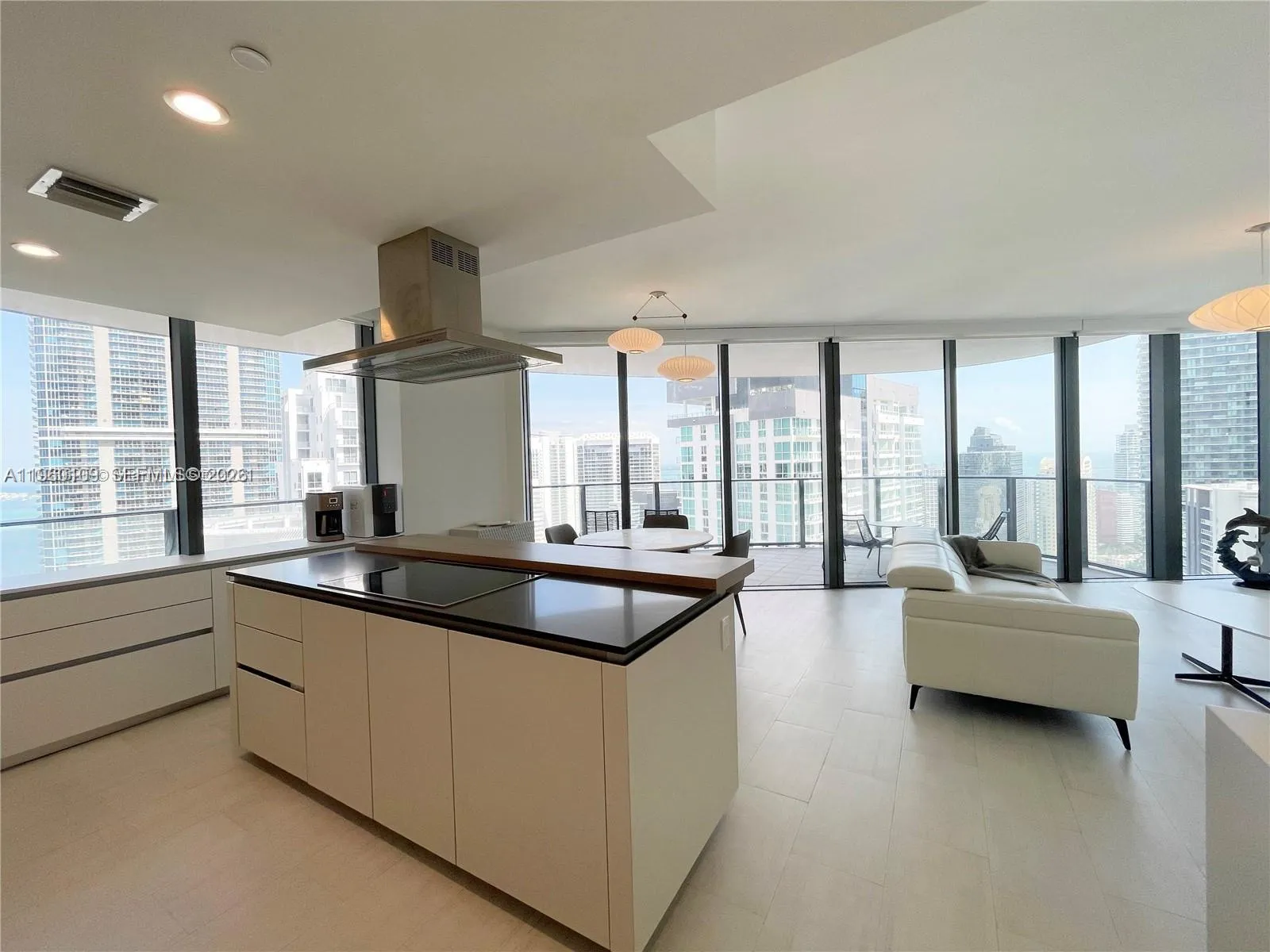 1000 Brickell Plz 4301, Miami, Florida 33131, Miami, Florida 33131, 2 Bedrooms Bedrooms, ,2 BathroomsBathrooms,Residential,For Sale,1000 Brickell Plz 4301, Miami, Florida 33131,A11960109