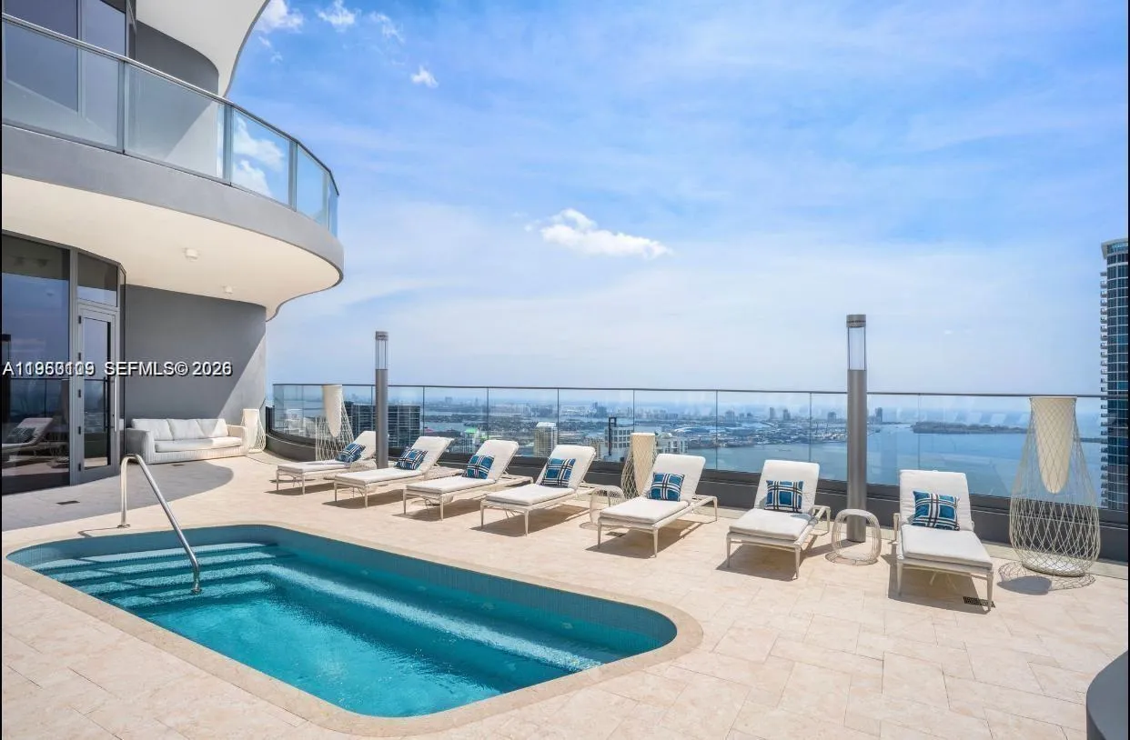 1000 Brickell Plz 4301, Miami, Florida 33131, Miami, Florida 33131, 2 Bedrooms Bedrooms, ,2 BathroomsBathrooms,Residential,For Sale,1000 Brickell Plz 4301, Miami, Florida 33131,A11960109