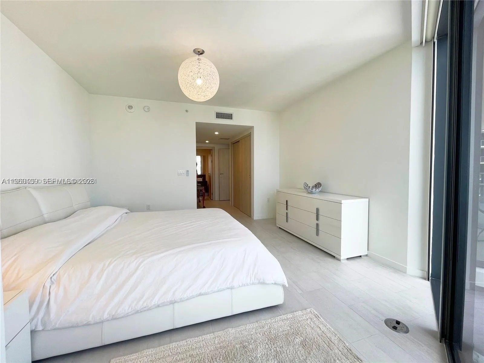 1000 Brickell Plz 4301, Miami, Florida 33131, Miami, Florida 33131, 2 Bedrooms Bedrooms, ,2 BathroomsBathrooms,Residential,For Sale,1000 Brickell Plz 4301, Miami, Florida 33131,A11960109