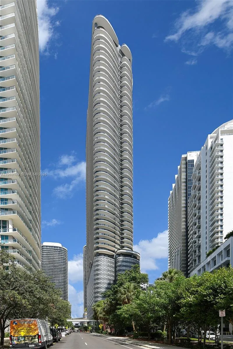 1000 Brickell Plz 4301, Miami, Florida 33131, Miami, Florida 33131, 2 Bedrooms Bedrooms, ,2 BathroomsBathrooms,Residential,For Sale,1000 Brickell Plz 4301, Miami, Florida 33131,A11960109