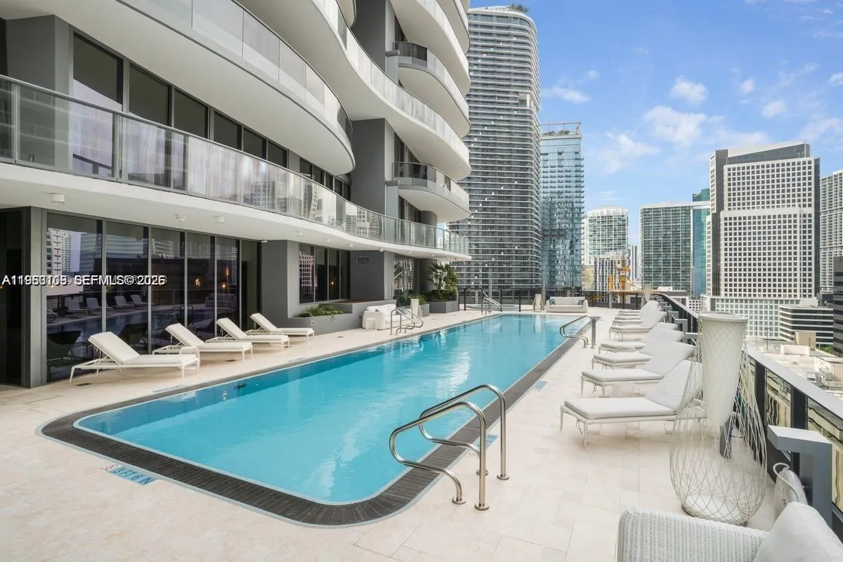 1000 Brickell Plz 4301, Miami, Florida 33131, Miami, Florida 33131, 2 Bedrooms Bedrooms, ,2 BathroomsBathrooms,Residential,For Sale,1000 Brickell Plz 4301, Miami, Florida 33131,A11960109