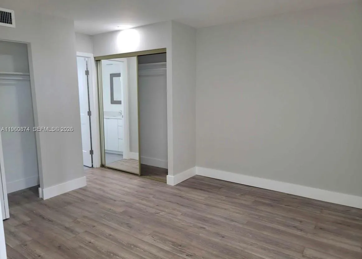 1680 Ne 191st St 410-2, Miami, Florida 33179, Miami, Florida 33179, 1 Bedroom Bedrooms, ,1 BathroomBathrooms,Residential Lease,For Rent,1680 Ne 191st St 410-2, Miami, Florida 33179,A11960874
