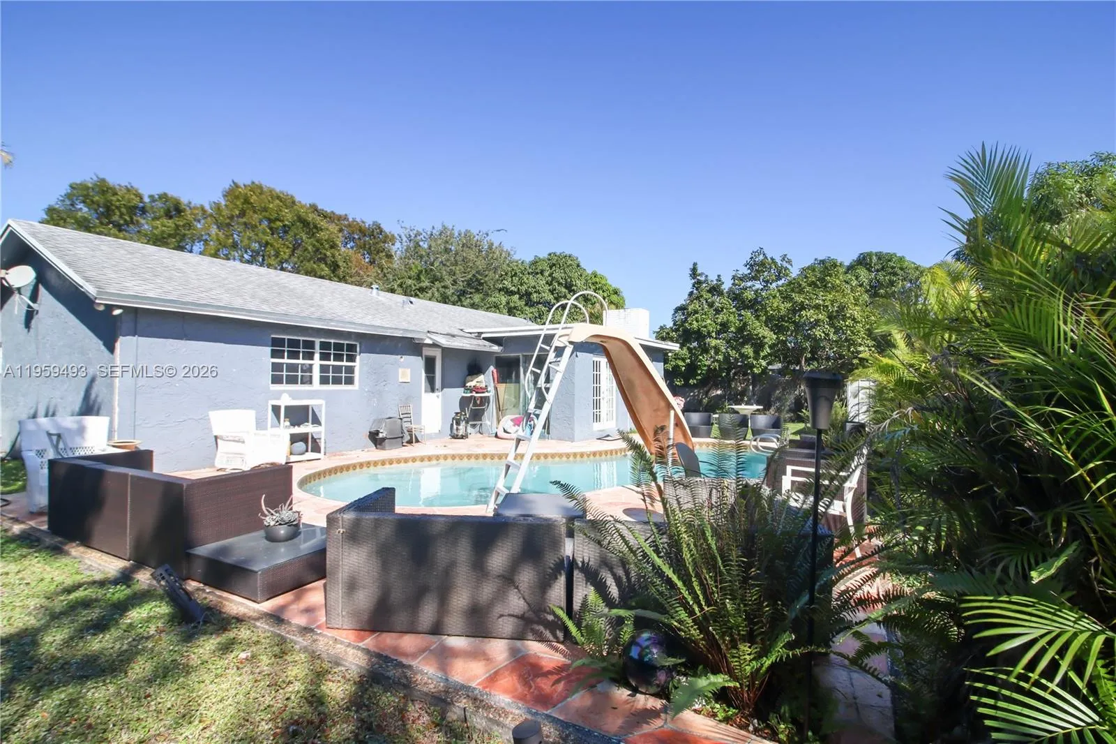 9710 Nw 10th St, Pembroke Pines, Florida 33024, Pembroke Pines, Florida 33024, 3 Bedrooms Bedrooms, ,2 BathroomsBathrooms,Residential,For Sale,9710 Nw 10th St, Pembroke Pines, Florida 33024,A11959493