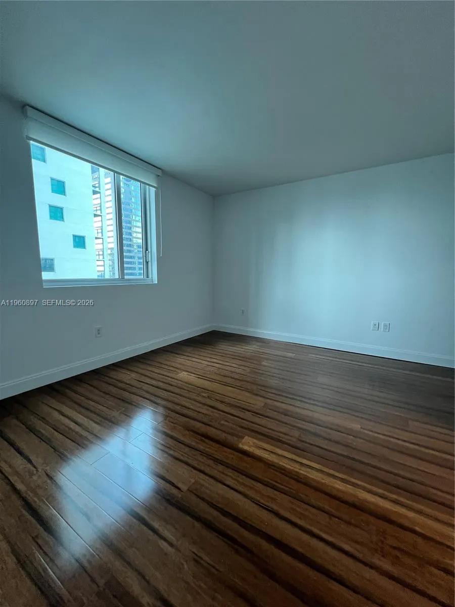 55 Se 6th St 2307, Miami, Florida 33131, Miami, Florida 33131, 2 Bedrooms Bedrooms, ,2 BathroomsBathrooms,Residential Lease,For Rent,55 Se 6th St 2307, Miami, Florida 33131,A11960897