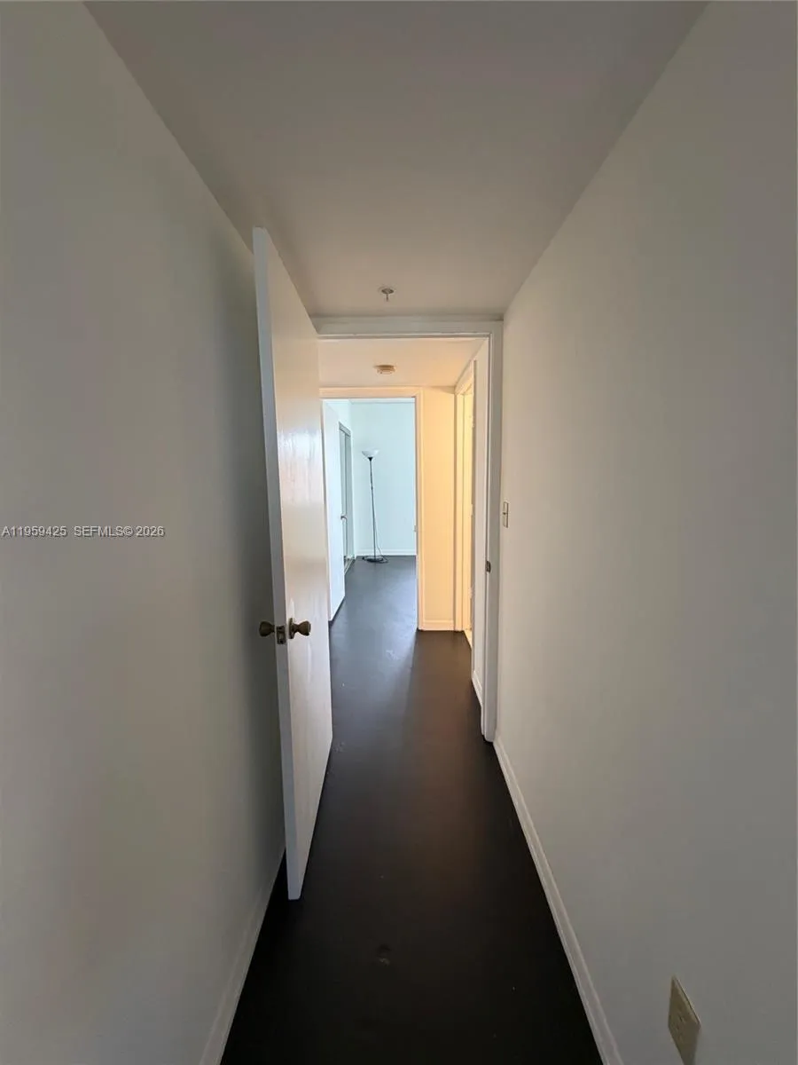 551 Nw 82nd Ave 518, Miami, Florida 33126, Miami, Florida 33126, 2 Bedrooms Bedrooms, ,2 BathroomsBathrooms,Residential Lease,For Rent,551 Nw 82nd Ave 518, Miami, Florida 33126,A11959425