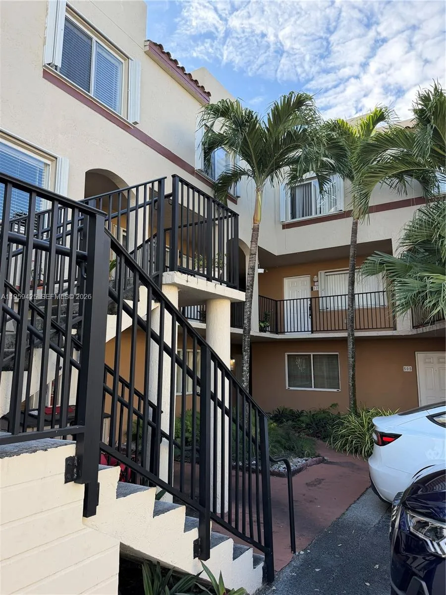551 Nw 82nd Ave 518, Miami, Florida 33126, Miami, Florida 33126, 2 Bedrooms Bedrooms, ,2 BathroomsBathrooms,Residential Lease,For Rent,551 Nw 82nd Ave 518, Miami, Florida 33126,A11959425