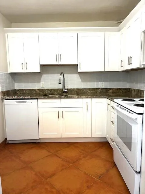 2500 Ne 135th St B506, North Miami, Florida 33181, North Miami, Florida 33181, 1 Bedroom Bedrooms, ,2 BathroomsBathrooms,Residential,For Sale,2500 Ne 135th St B506, North Miami, Florida 33181,A11960910