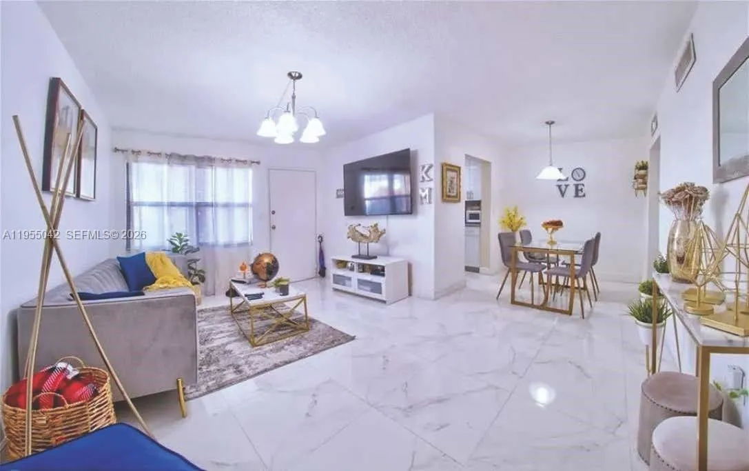 1325 W 68th St 113, Hialeah, Florida 33014, Hialeah, Florida 33014, 1 Bedroom Bedrooms, ,1 BathroomBathrooms,Residential Lease,For Rent,1325 W 68th St 113, Hialeah, Florida 33014,A11955042
