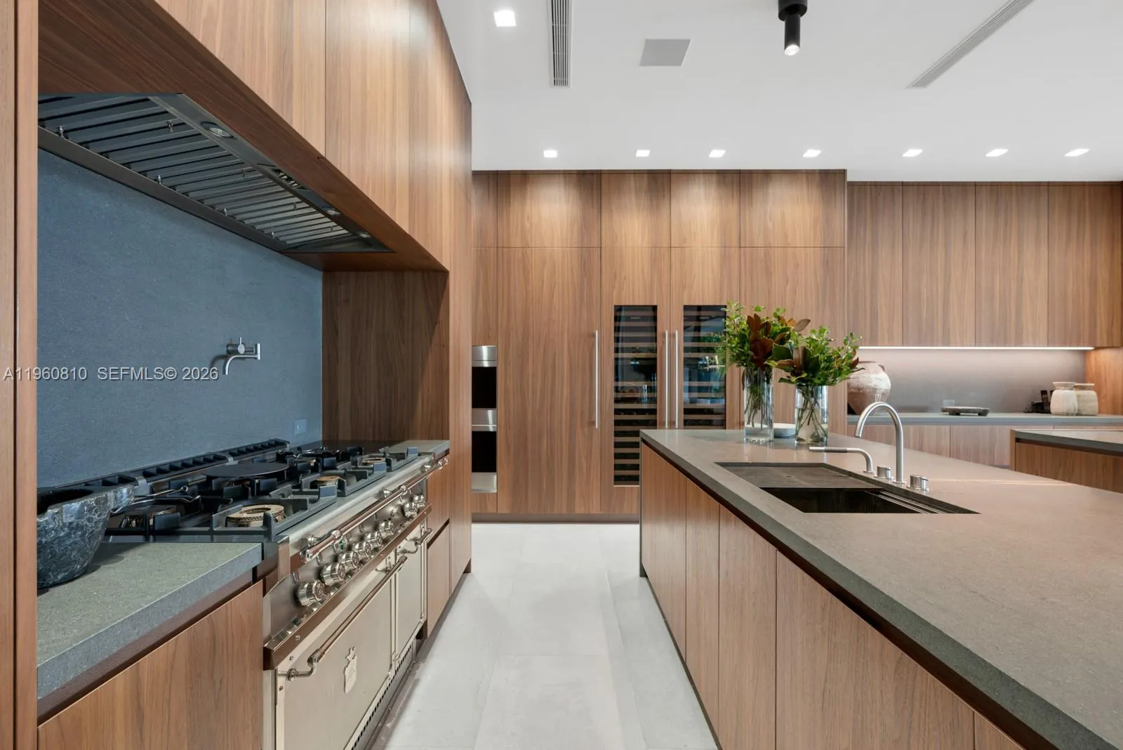 Coral Gables, Florida 33156, Coral Gables, Florida 33156, 6 Bedrooms Bedrooms, ,7 BathroomsBathrooms,Residential,For Sale, Coral Gables, Florida 33156,A11960810