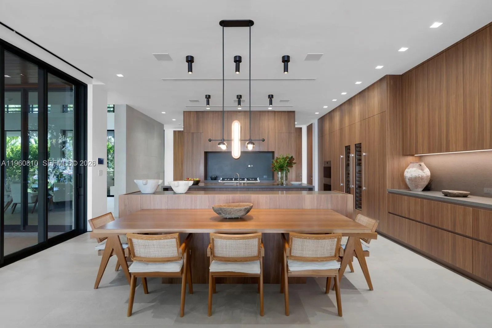 Coral Gables, Florida 33156, Coral Gables, Florida 33156, 6 Bedrooms Bedrooms, ,7 BathroomsBathrooms,Residential,For Sale, Coral Gables, Florida 33156,A11960810