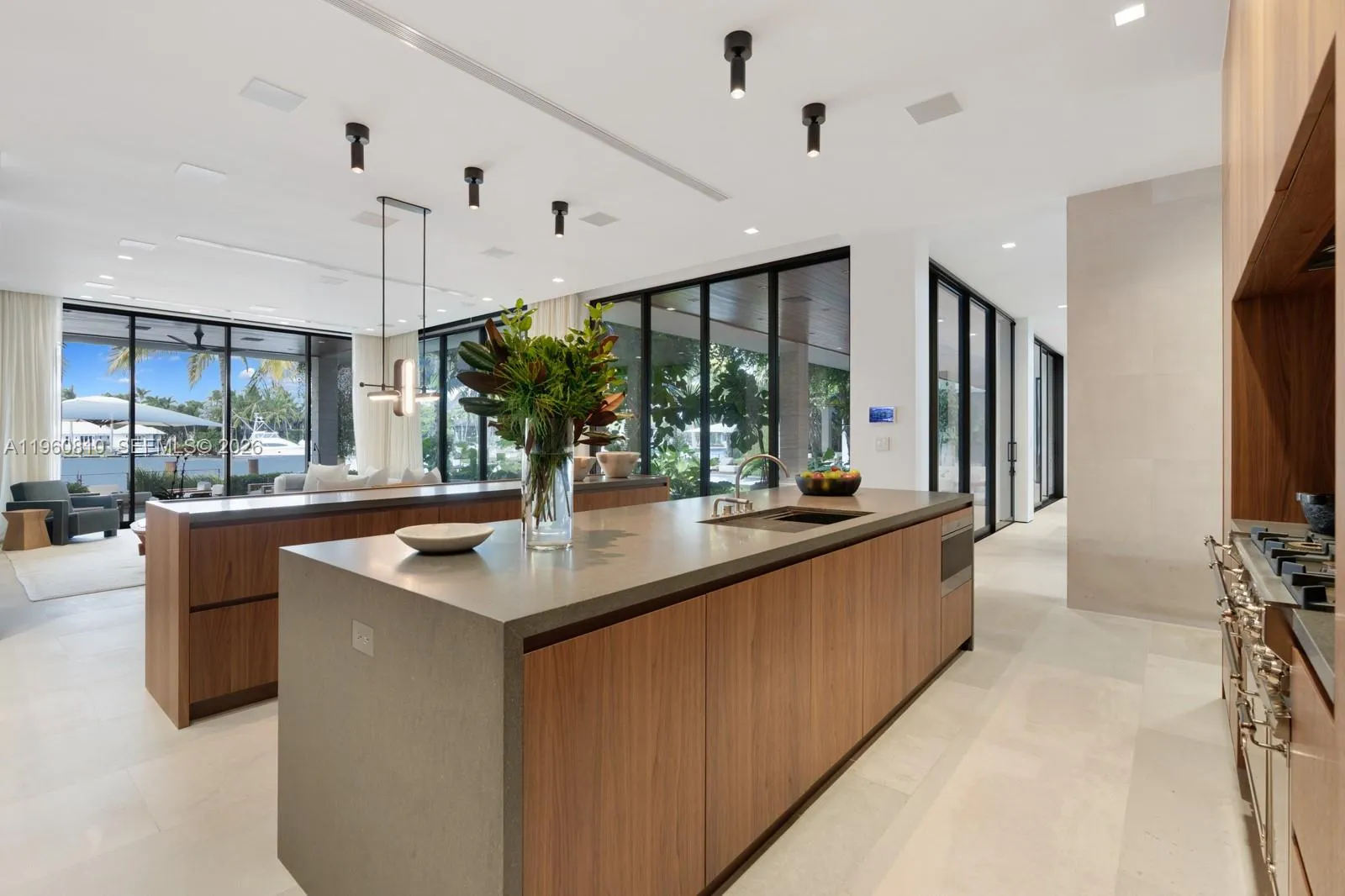 Coral Gables, Florida 33156, Coral Gables, Florida 33156, 6 Bedrooms Bedrooms, ,7 BathroomsBathrooms,Residential,For Sale, Coral Gables, Florida 33156,A11960810