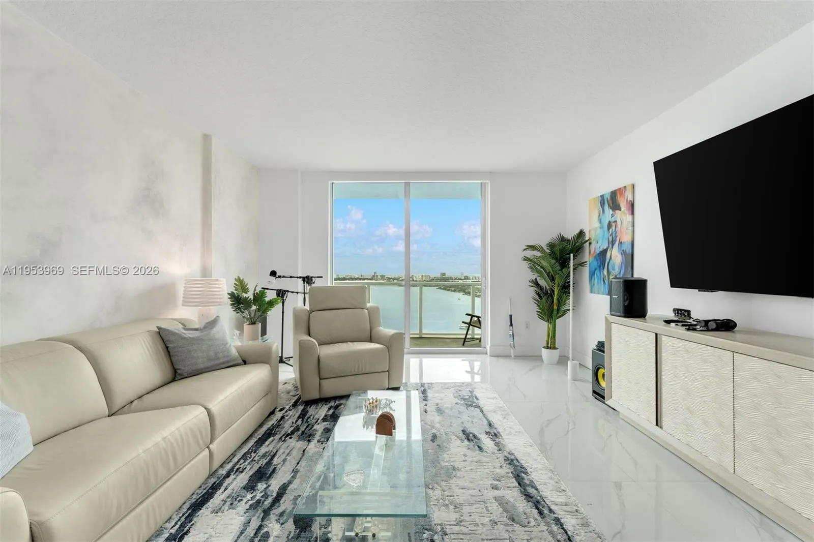 1900 N Bayshore Dr 3202, Miami, Florida 33132, Miami, Florida 33132, 2 Bedrooms Bedrooms, ,2 BathroomsBathrooms,Residential,For Sale,1900 N Bayshore Dr 3202, Miami, Florida 33132,A11953969
