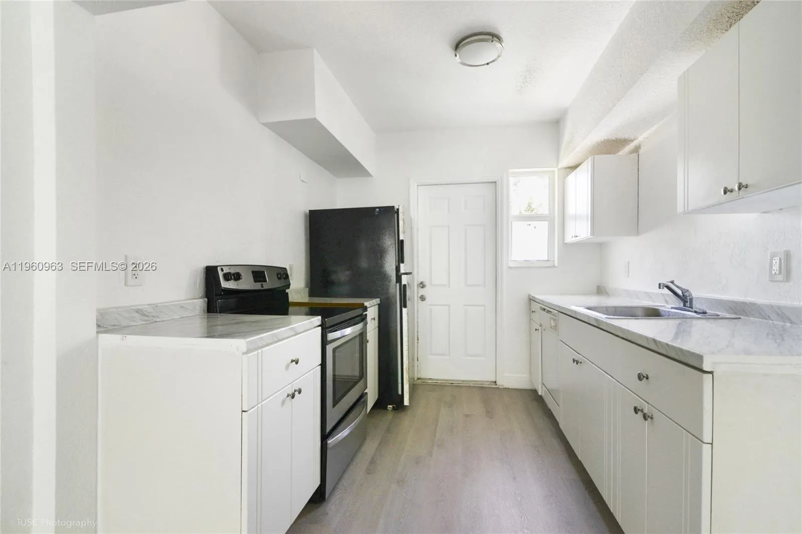 1050 98th St 4w, Bay Harbor Islands, Florida 33154, Bay Harbor Islands, Florida 33154, 1 Bedroom Bedrooms, ,1 BathroomBathrooms,Residential Lease,For Rent,1050 98th St 4w, Bay Harbor Islands, Florida 33154,A11960963