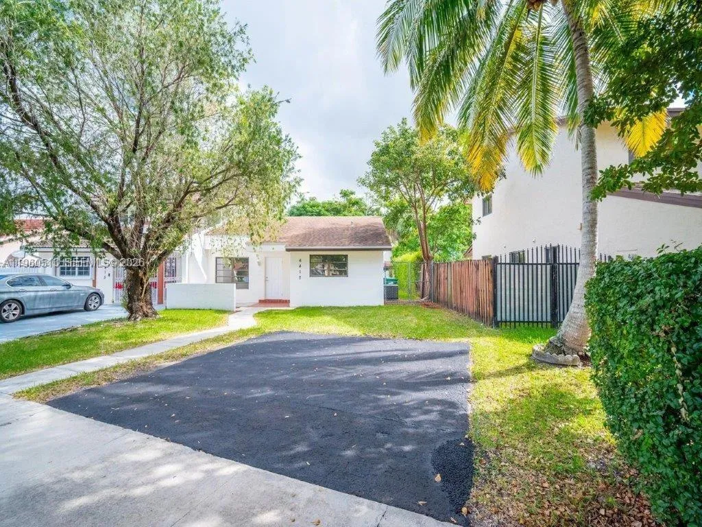 6417 Sw 135th Ave, Miami, Florida 33183, Miami, Florida 33183, 2 Bedrooms Bedrooms, ,2 BathroomsBathrooms,Residential,For Sale,6417 Sw 135th Ave, Miami, Florida 33183,A11960513