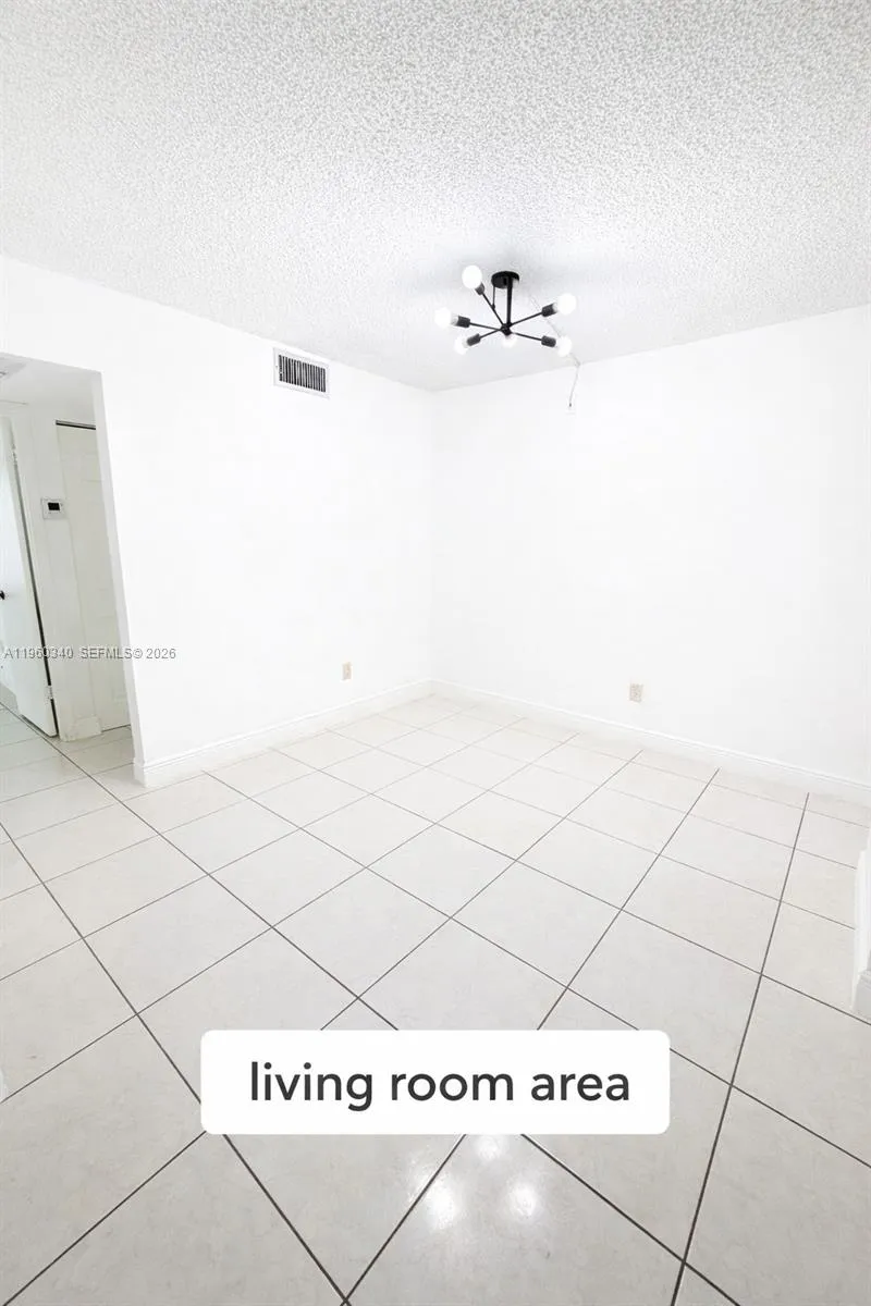 2530 W 67th Pl 12-29, Hialeah, Florida 33016, Hialeah, Florida 33016, 2 Bedrooms Bedrooms, ,2 BathroomsBathrooms,Residential,For Sale,2530 W 67th Pl 12-29, Hialeah, Florida 33016,A11960340