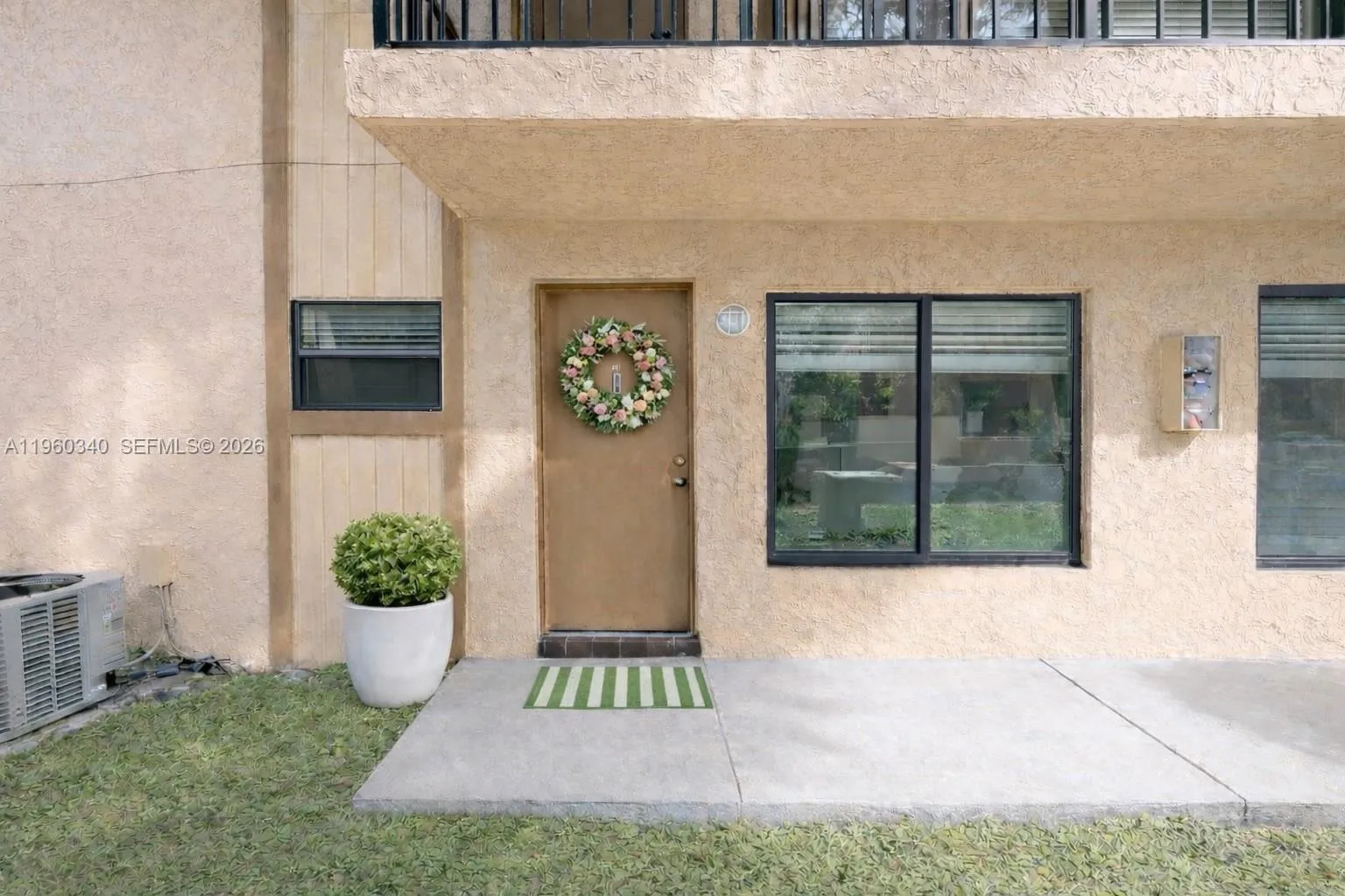 2530 W 67th Pl 12-29, Hialeah, Florida 33016, Hialeah, Florida 33016, 2 Bedrooms Bedrooms, ,2 BathroomsBathrooms,Residential,For Sale,2530 W 67th Pl 12-29, Hialeah, Florida 33016,A11960340