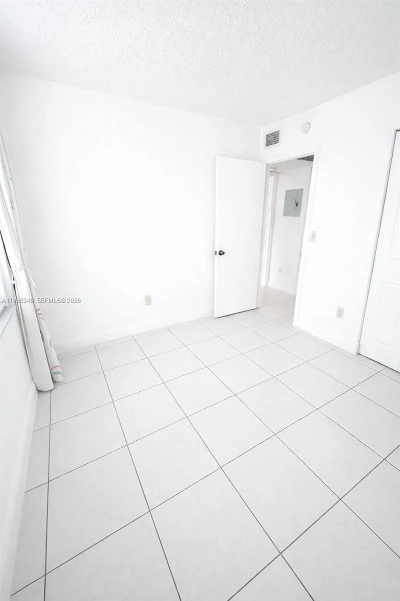2530 W 67th Pl 12-29, Hialeah, Florida 33016, Hialeah, Florida 33016, 2 Bedrooms Bedrooms, ,2 BathroomsBathrooms,Residential,For Sale,2530 W 67th Pl 12-29, Hialeah, Florida 33016,A11960340