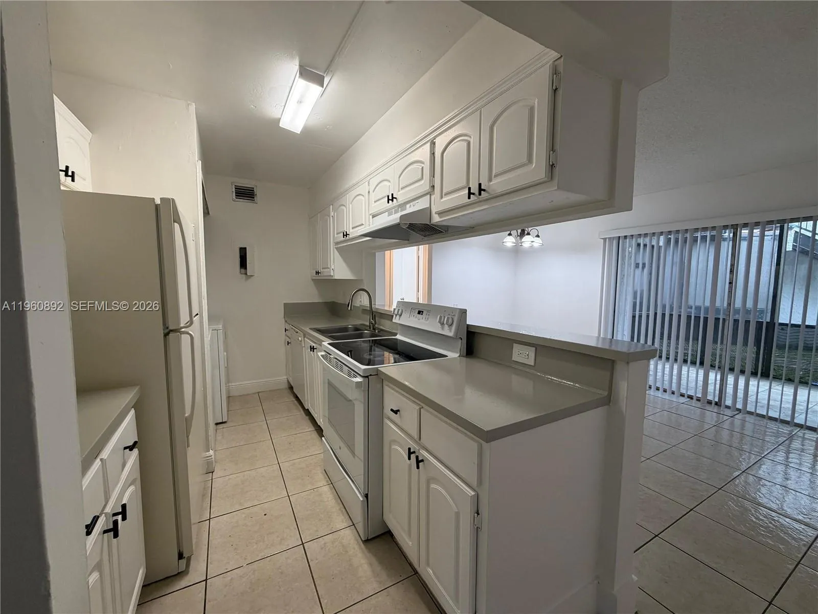 4433 Treehouse Ln A, Tamarac, Florida 33319, Tamarac, Florida 33319, 3 Bedrooms Bedrooms, ,2 BathroomsBathrooms,Residential Lease,For Rent,4433 Treehouse Ln A, Tamarac, Florida 33319,A11960892