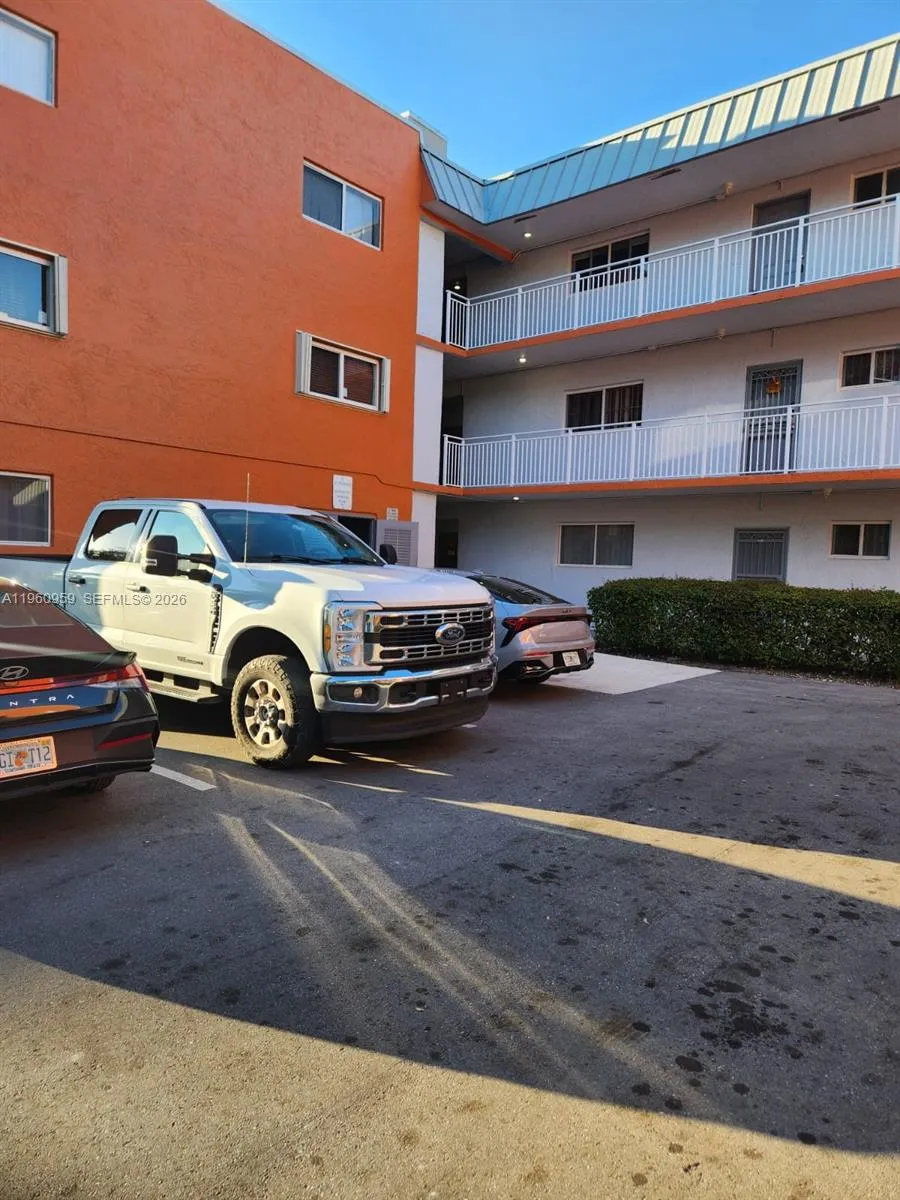 11301 Sw 200th St 109-a, Miami, Florida 33157, Miami, Florida 33157, 2 Bedrooms Bedrooms, ,2 BathroomsBathrooms,Residential Lease,For Rent,11301 Sw 200th St 109-a, Miami, Florida 33157,A11960959