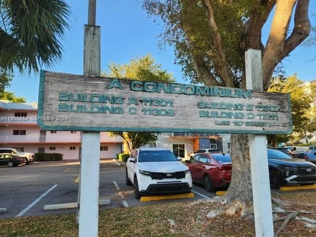 11301 Sw 200th St 109-a, Miami, Florida 33157, Miami, Florida 33157, 2 Bedrooms Bedrooms, ,2 BathroomsBathrooms,Residential Lease,For Rent,11301 Sw 200th St 109-a, Miami, Florida 33157,A11960959