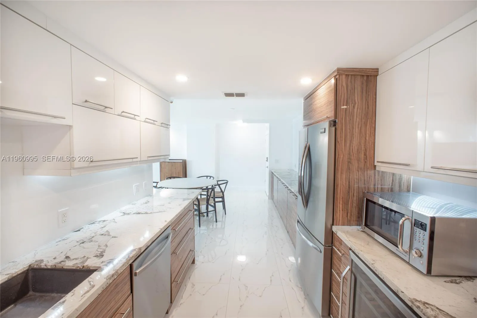 11 Island Ave 1107, Miami Beach, Florida 33139, Miami Beach, Florida 33139, 2 Bedrooms Bedrooms, ,2 BathroomsBathrooms,Residential Lease,For Rent,11 Island Ave 1107, Miami Beach, Florida 33139,A11960995