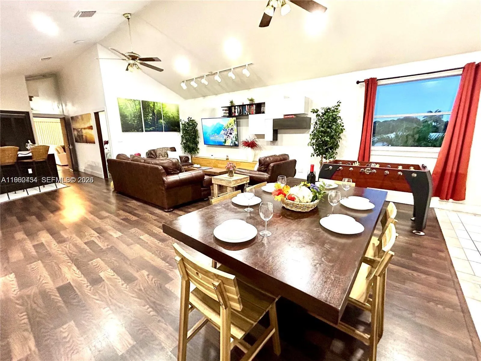 1531 Ne 35th St, Oakland Park, Florida 33334, Oakland Park, Florida 33334, 6 Bedrooms Bedrooms, ,5 BathroomsBathrooms,Residential,For Sale,1531 Ne 35th St, Oakland Park, Florida 33334,A11960454