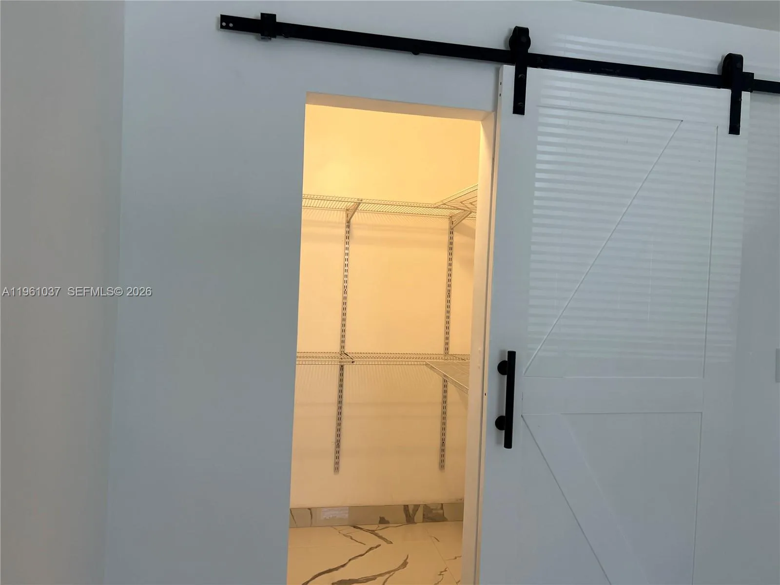 8609 Sw 68th Ct 2, Pinecrest, Florida 33143, Pinecrest, Florida 33143, 1 Bedroom Bedrooms, ,1 BathroomBathrooms,Residential,For Sale,8609 Sw 68th Ct 2, Pinecrest, Florida 33143,A11961037