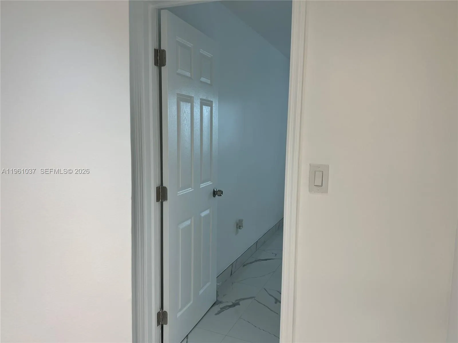 8609 Sw 68th Ct 2, Pinecrest, Florida 33143, Pinecrest, Florida 33143, 1 Bedroom Bedrooms, ,1 BathroomBathrooms,Residential,For Sale,8609 Sw 68th Ct 2, Pinecrest, Florida 33143,A11961037