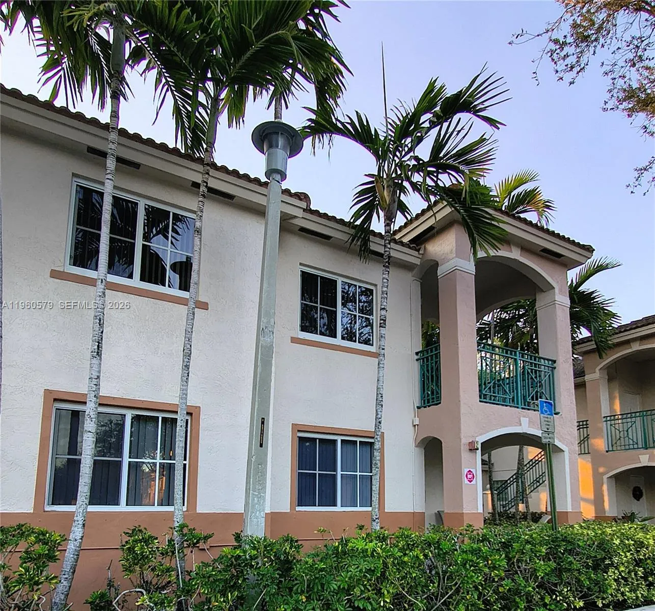 2250 Nw 78th Ave 201, Pembroke Pines, Florida 3302, Pembroke Pines, Florida 33024, 3 Bedrooms Bedrooms, ,2 BathroomsBathrooms,Residential Lease,For Rent,2250 Nw 78th Ave 201, Pembroke Pines, Florida 3302,A11960579