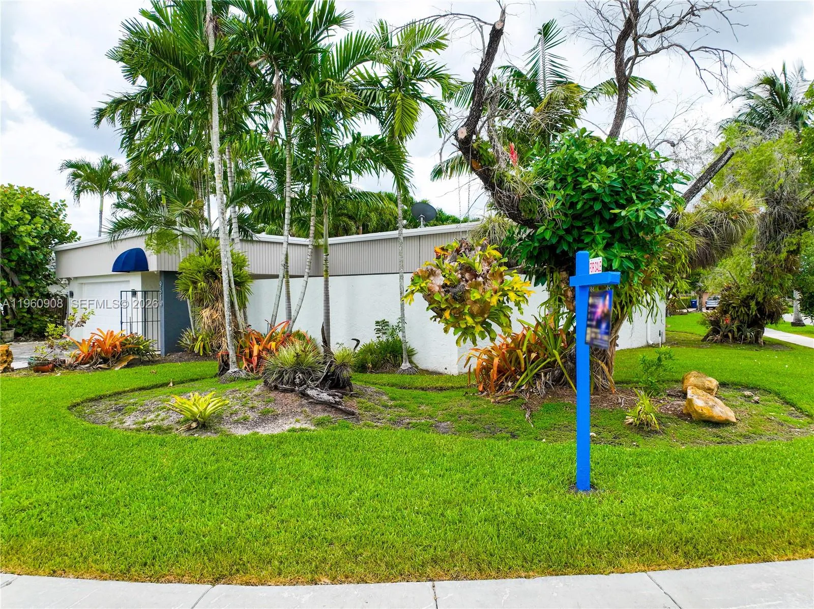 9614 Sw 134th Ct, Miami, Florida 33186, Miami, Florida 33186, 4 Bedrooms Bedrooms, ,2 BathroomsBathrooms,Residential,For Sale,9614 Sw 134th Ct, Miami, Florida 33186,A11960908