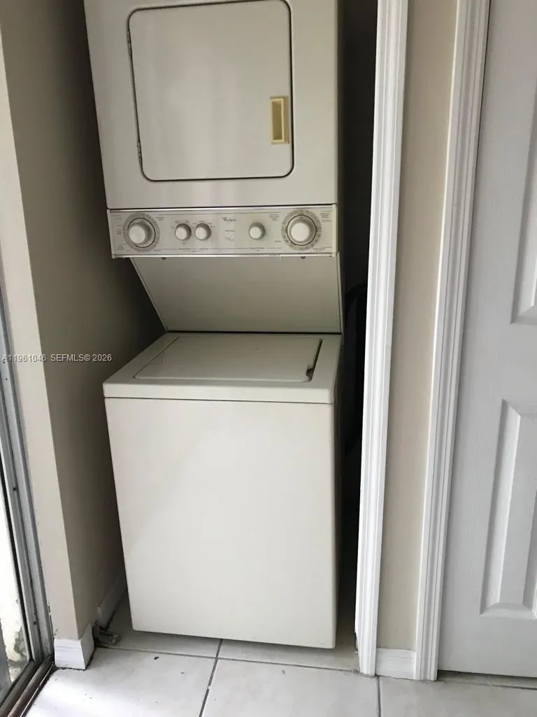 1250 Se 31st Ct 105-33, Homestead, Florida 33035, Homestead, Florida 33035, 2 Bedrooms Bedrooms, ,2 BathroomsBathrooms,Residential,For Sale,1250 Se 31st Ct 105-33, Homestead, Florida 33035,A11961046