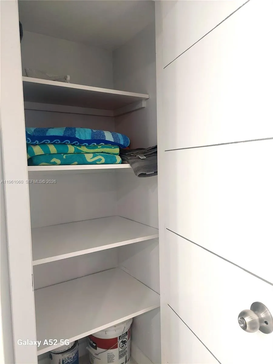 Miami Beach, Florida 33140, 1 Bedroom Bedrooms, ,1 BathroomBathrooms,Residential Lease,For Rent,A11961060