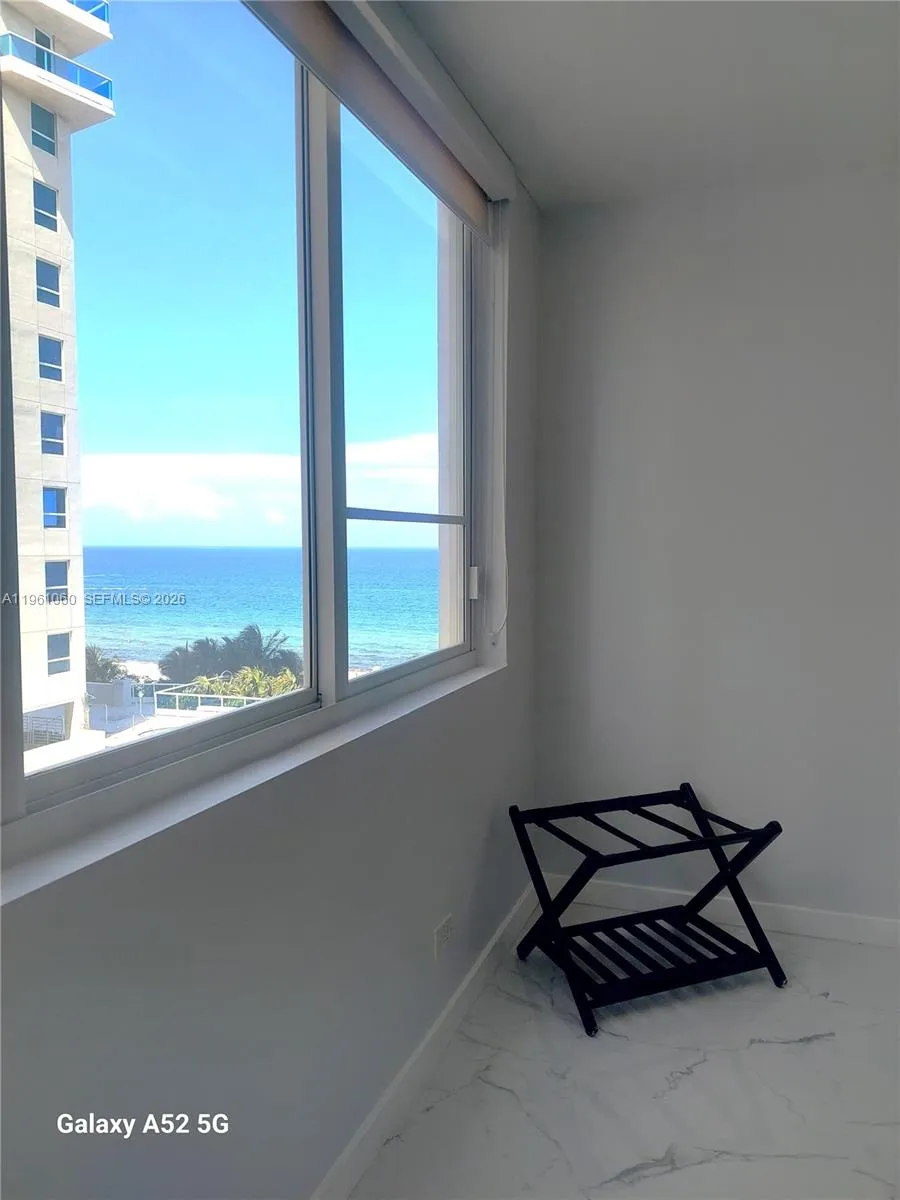 Miami Beach, Florida 33140, 1 Bedroom Bedrooms, ,1 BathroomBathrooms,Residential Lease,For Rent,A11961060