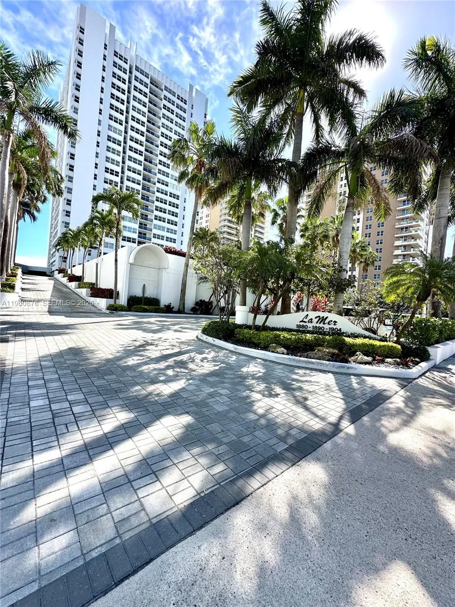 1904 S Ocean Dr 701, Hallandale Beach, Florida 330, Hallandale Beach, Florida 33009, 1 Bedroom Bedrooms, ,2 BathroomsBathrooms,Residential,For Sale,1904 S Ocean Dr 701, Hallandale Beach, Florida 330,A11960876