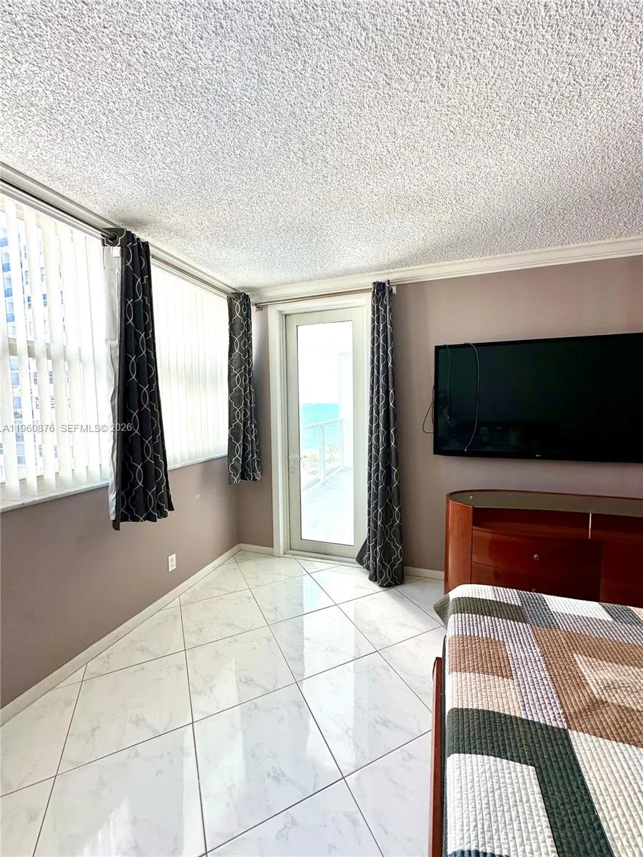 1904 S Ocean Dr 701, Hallandale Beach, Florida 330, Hallandale Beach, Florida 33009, 1 Bedroom Bedrooms, ,2 BathroomsBathrooms,Residential,For Sale,1904 S Ocean Dr 701, Hallandale Beach, Florida 330,A11960876