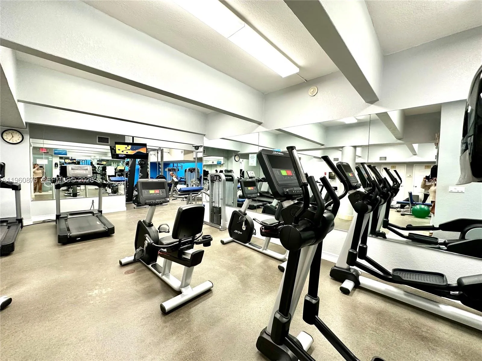 1904 S Ocean Dr 701, Hallandale Beach, Florida 330, Hallandale Beach, Florida 33009, 1 Bedroom Bedrooms, ,2 BathroomsBathrooms,Residential,For Sale,1904 S Ocean Dr 701, Hallandale Beach, Florida 330,A11960876