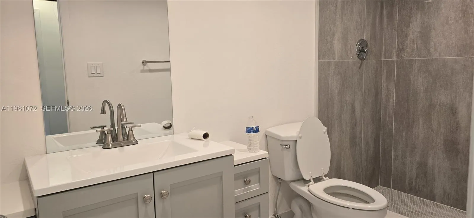 1200 Saint Charles Pl 207, Pembroke Pines, Florida, Pembroke Pines, Florida 33026, 2 Bedrooms Bedrooms, ,2 BathroomsBathrooms,Residential,For Sale,1200 Saint Charles Pl 207, Pembroke Pines, Florida,A11961072