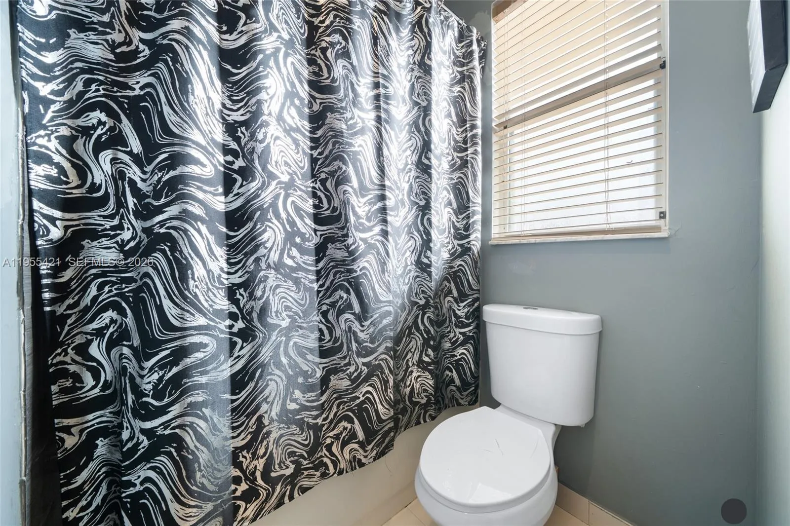 1097 Ne 40th Rd, Homestead, Florida 33033, Homestead, Florida 33033, 3 Bedrooms Bedrooms, ,2 BathroomsBathrooms,Residential,For Sale,1097 Ne 40th Rd, Homestead, Florida 33033,A11955421