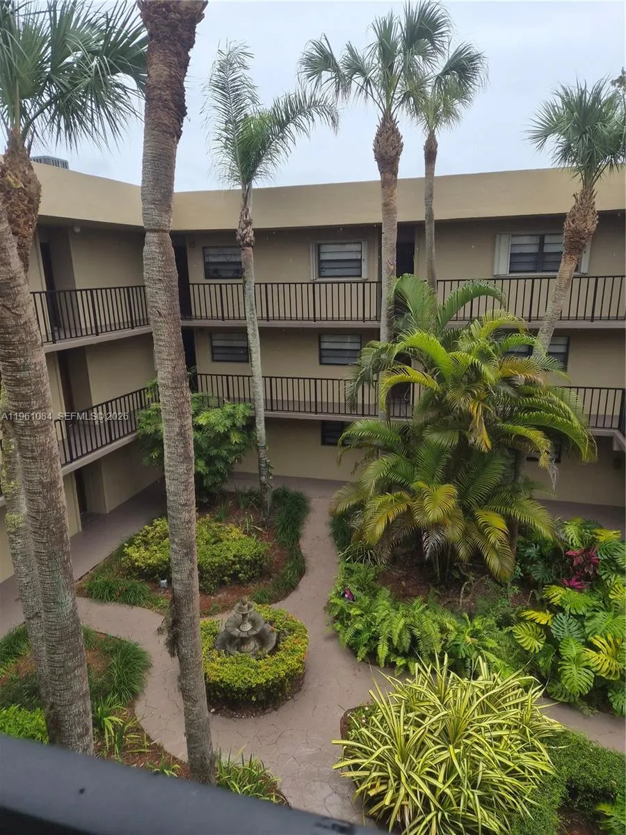 10855 Sw 112th Ave 311, Miami, Florida 33176, Miami, Florida 33176, 1 Bedroom Bedrooms, ,1 BathroomBathrooms,Residential Lease,For Rent,10855 Sw 112th Ave 311, Miami, Florida 33176,A11961084