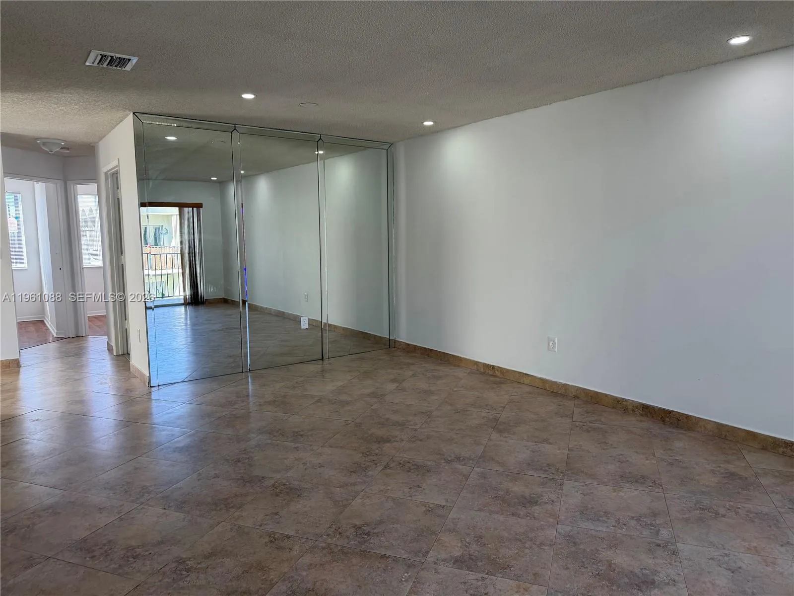 1181 Nw 125th Pl 203, Miami, Florida 33182, Miami, Florida 33182, 3 Bedrooms Bedrooms, ,2 BathroomsBathrooms,Residential Lease,For Rent,1181 Nw 125th Pl 203, Miami, Florida 33182,A11961088